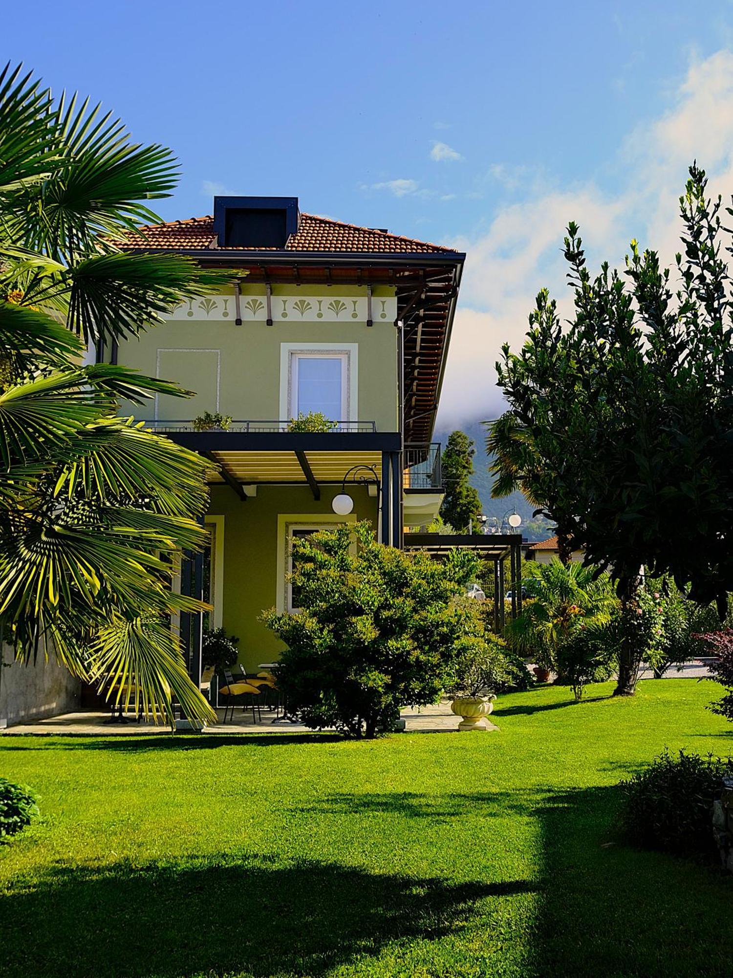 Residenza Laurum Mandello del Lario Exteriör bild
